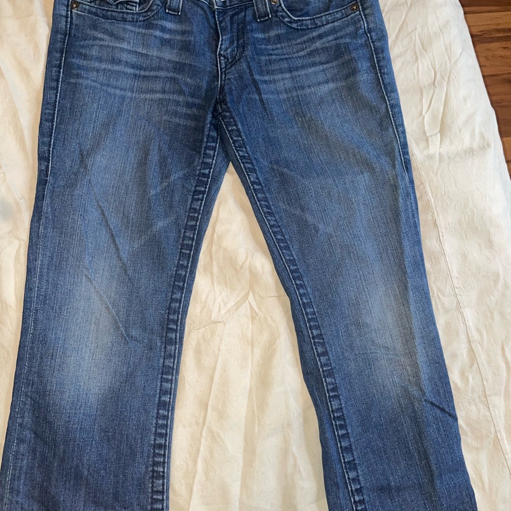 Pre- Loved - image 4